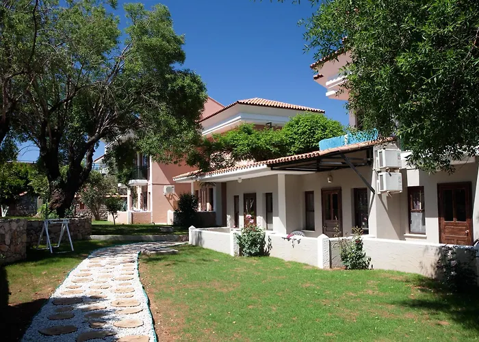 Otel Ova 3*