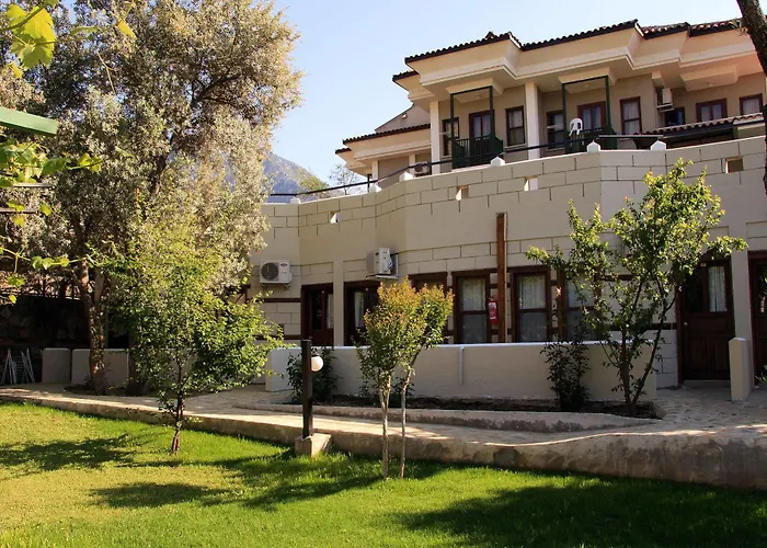 Otel Ova 3*