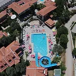 Ova Hotel 3*