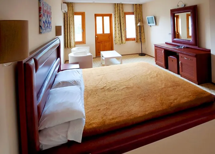 Ova 3* フェティエ